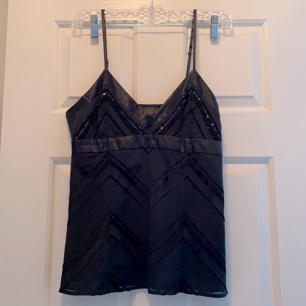 Guess top